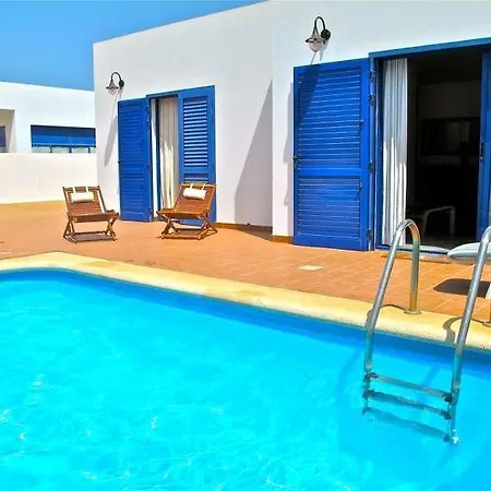 Blaulovi Playa Blanca (Lanzarote)